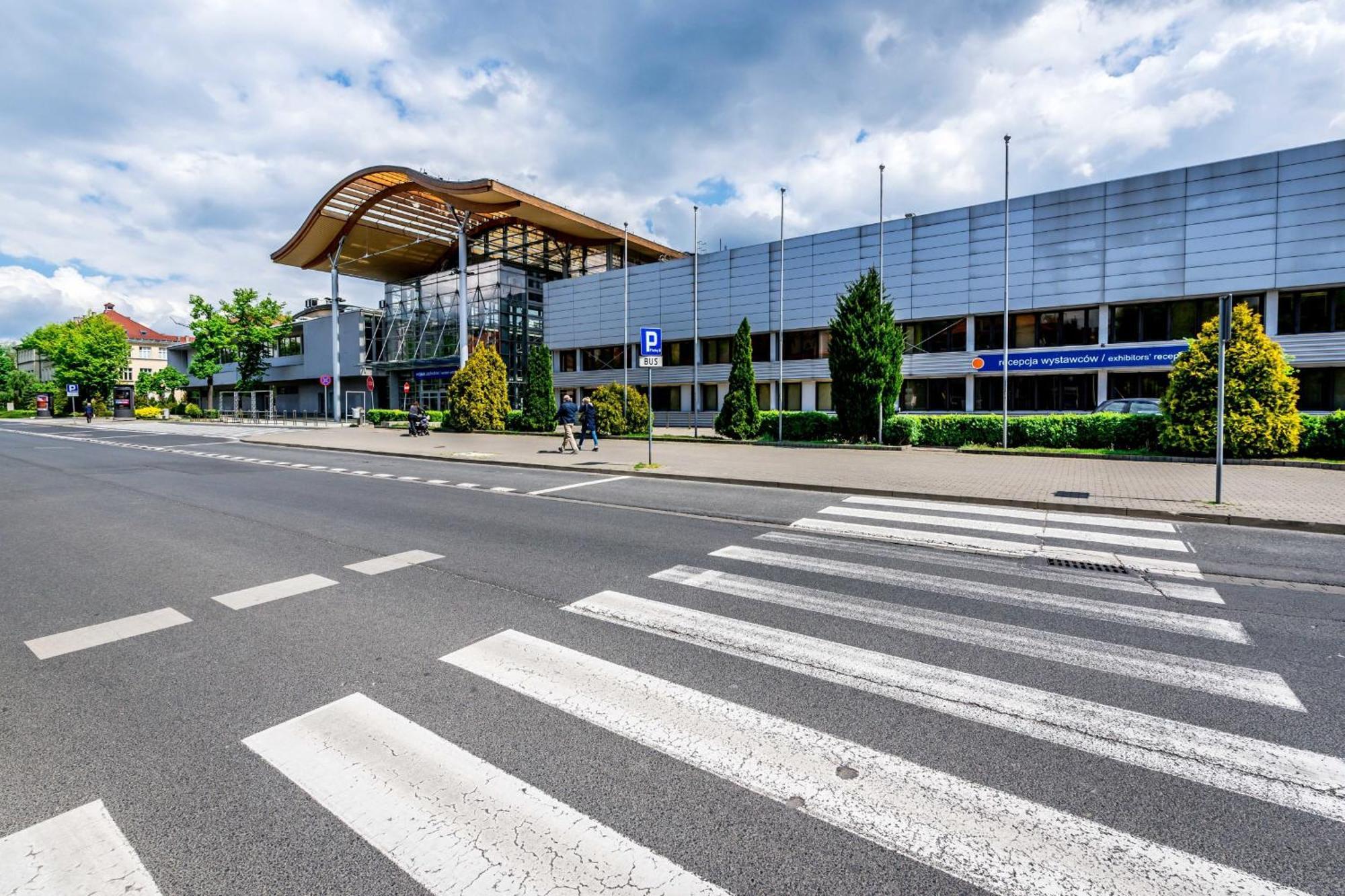 Rent Like Home - Elizy Orzeszkowej 6 Poznań Exterior foto
